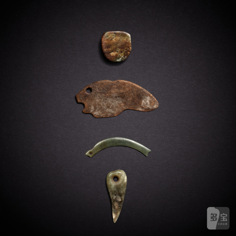 Four jade carvings, Neolithic period, Hongshan culture | 新石器時代紅山文化 玉飾四件 - 图2